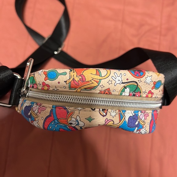 Disney crossbody bag - Picture 6 of 8